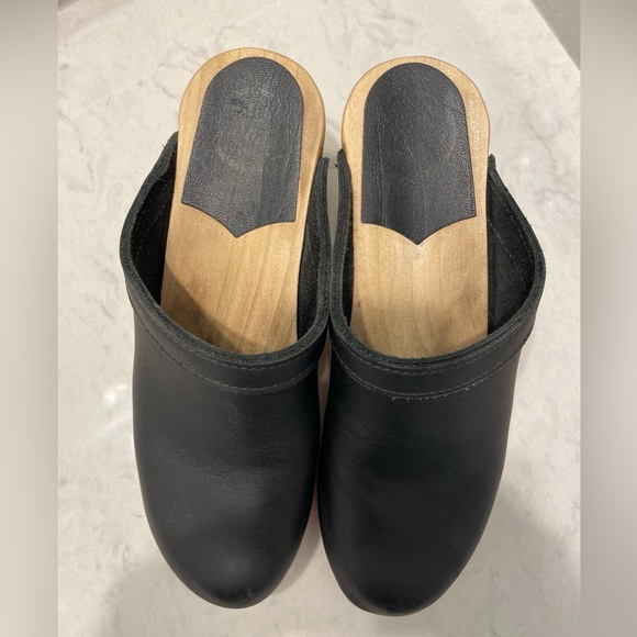 No. 6 Old School Clog - Black leather Size 7.5 / 38 - Picture 8 of 9